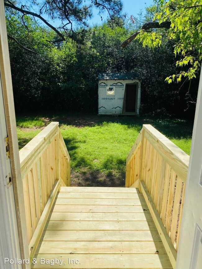 3 br, 1 bath House - 1525 Glenside Drive photo'