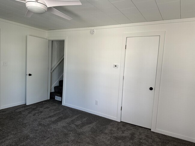Foto del edificio - 1453 S Oak Ave