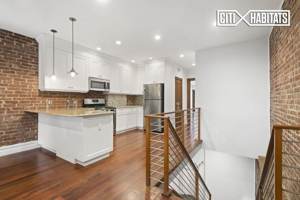 Primary Photo - 120 W 127th St