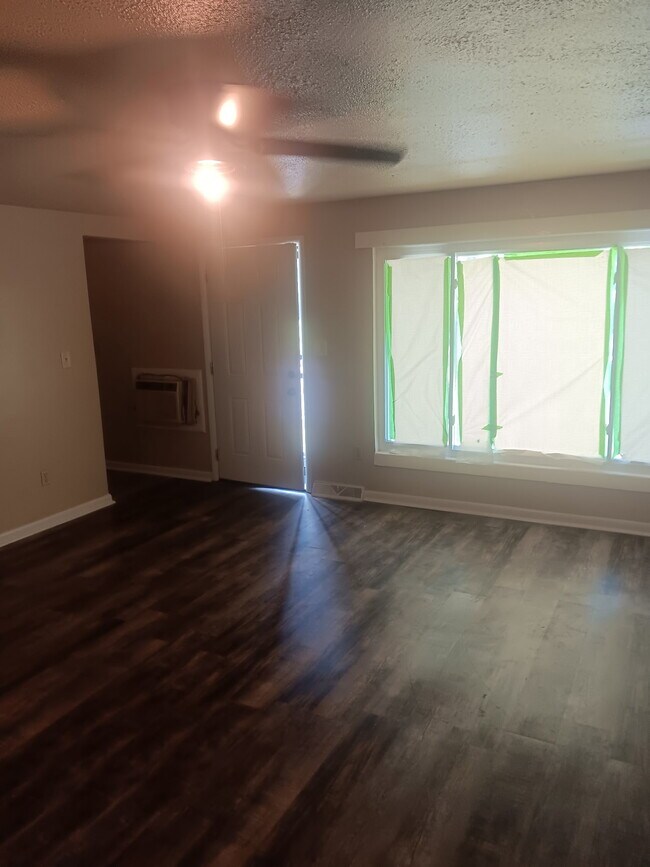 Foto del edificio - 1108 Wildwood Ave