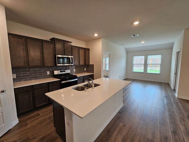 Foto del edificio - Beautiful 4-Bedroom Home in Lavon, TX – Co...