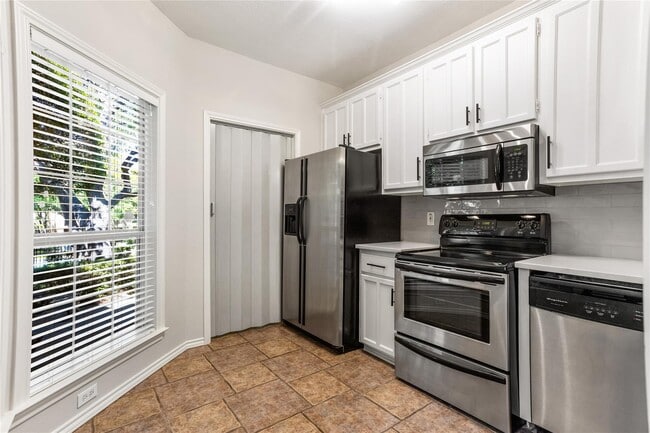 Kitchen - 14277 Preston Rd Apartment