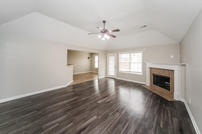 Foto del edificio - 9289 Chastain Pl