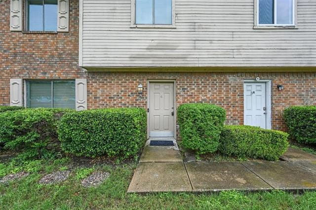 Building Photo - 3931 N Garland Ave