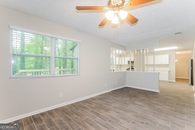 Building Photo - 5050 Stone Trace