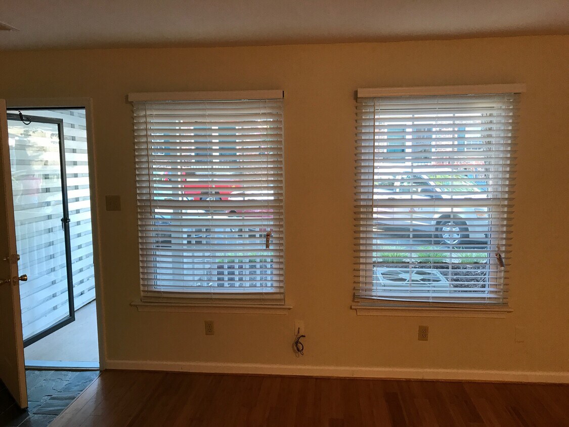 Living Room - 480 Burgoyne Rd