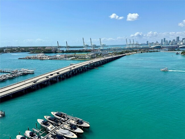 Building Photo - 540 West Ave