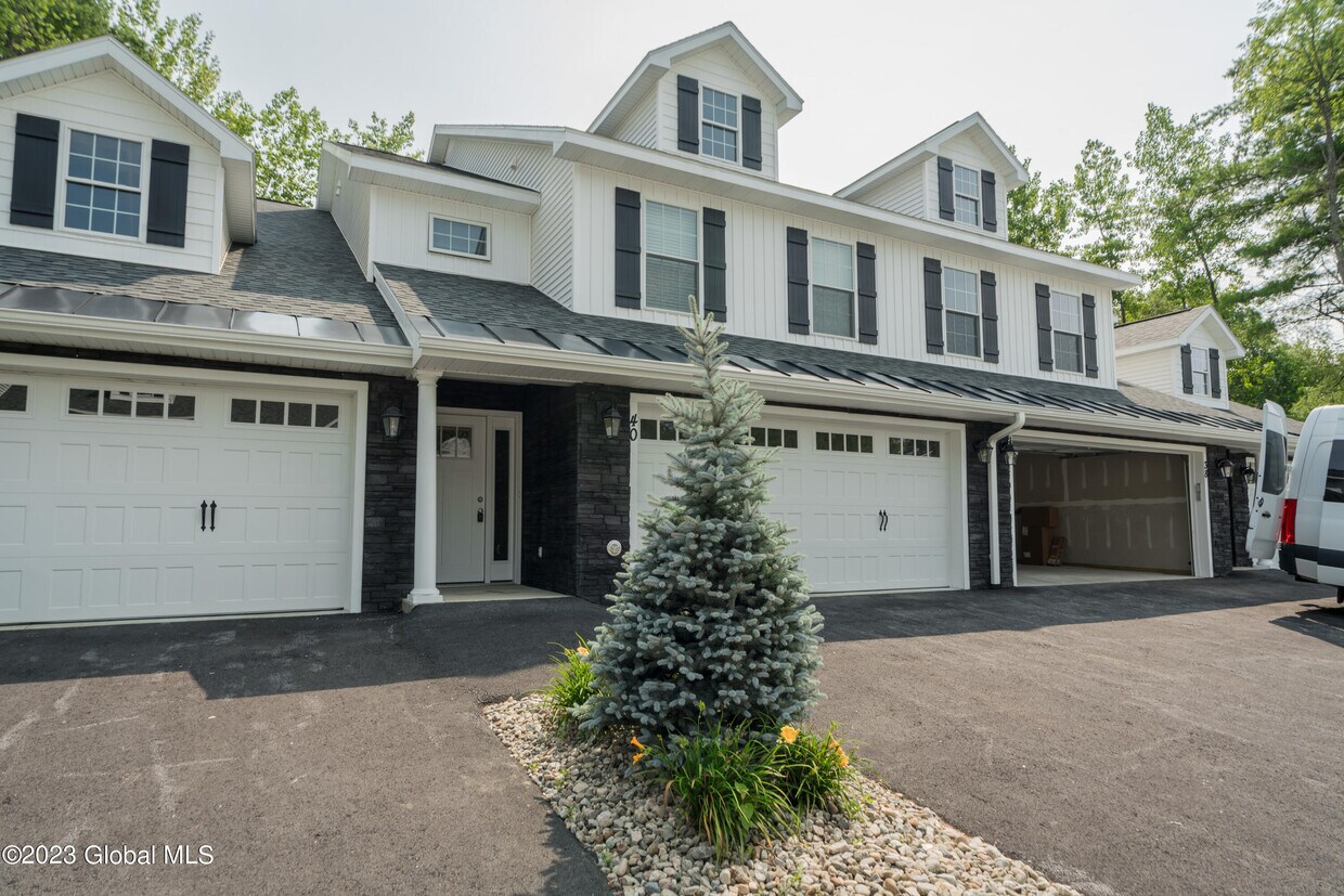 40 Arcadia Ct, Ballston, NY 12020 Condo for Rent in Ballston, NY