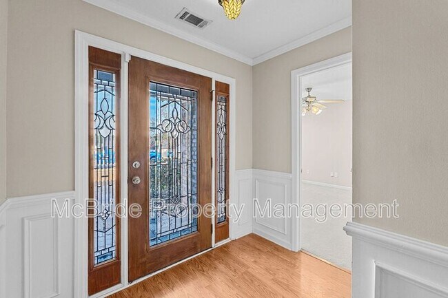 Foto del edificio - 284 High Meadows Cir