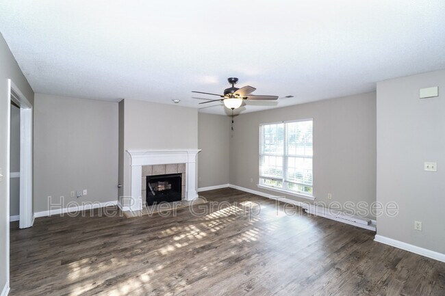 Foto del edificio - 5368 Milton Ridge Dr