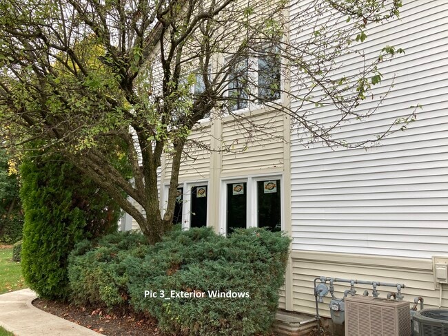 Pic 3_Exterior Windows - 1036 Inverrary Ln