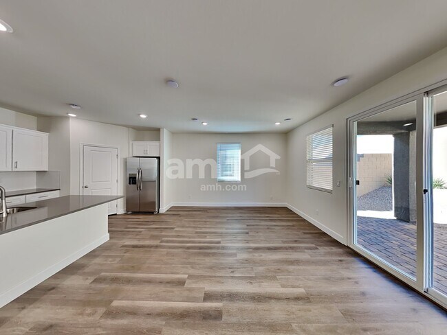 Foto del edificio - 10389 Bishops Cap Street