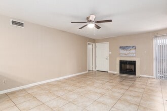 Building Photo - 10835 Braes Bend Dr