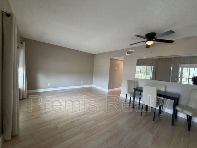 Building Photo - 2464 Australia Way E