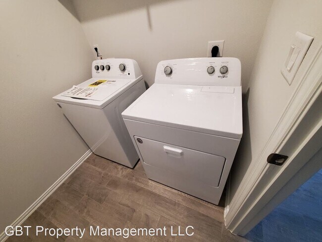 Building Photo - 3 br, 2 bath House - 1408 Pavilion Pkwy