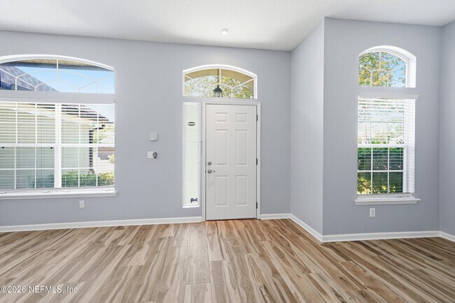 Foto del edificio - 13245 Milhouse Way