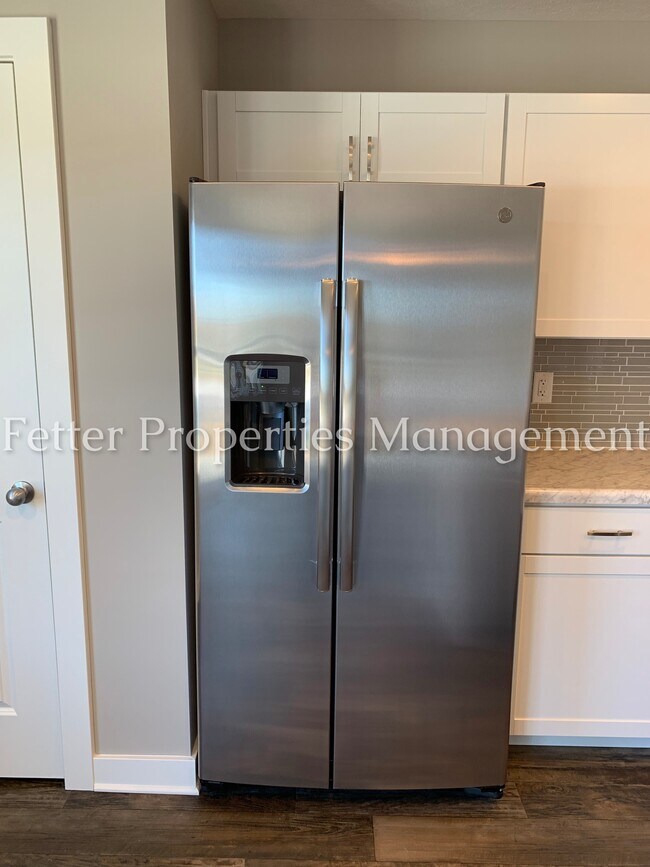 Foto del edificio - 9809 Massey Dr