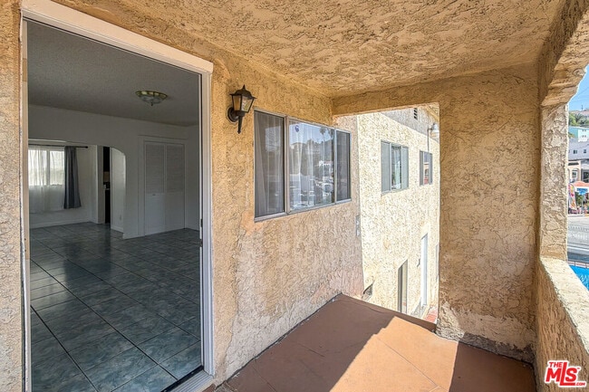 Building Photo - 3331 1/2 City Terrace Dr