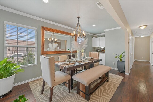 Foto del edificio - 153 McCrae Ln