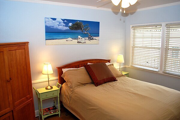 Foto del edificio - Furnished Short Term Vista Del Mar Apartments