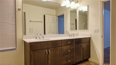 Building Photo - 7122 Black Sage St