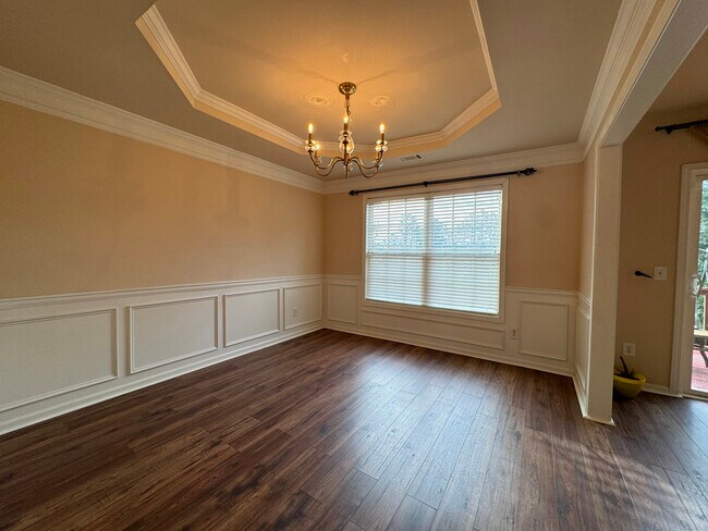 Foto del edificio - 622 Birch River Ln