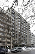 Building Photo - Somerset Manor/ Le Quai D'Orsay