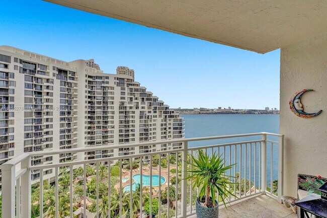 Foto del edificio - 770 Claughton Island Dr