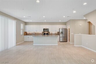 Building Photo - 11302 Kraft Mountain Ave