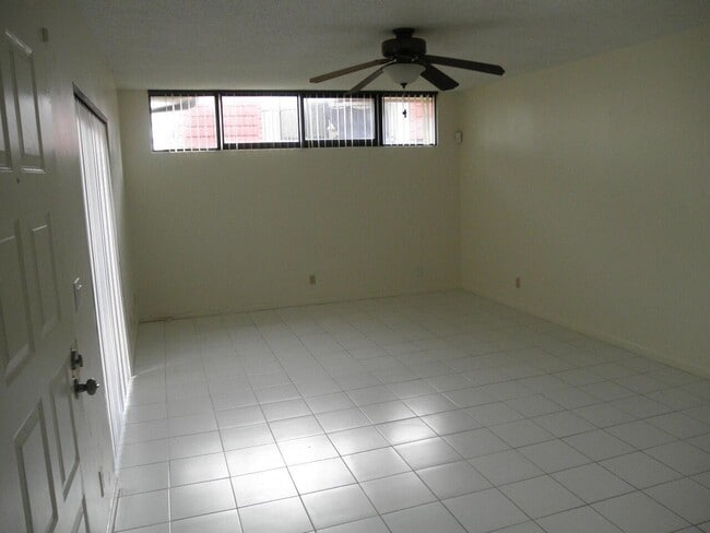 Foto del edificio - 3662 Victoria Dr