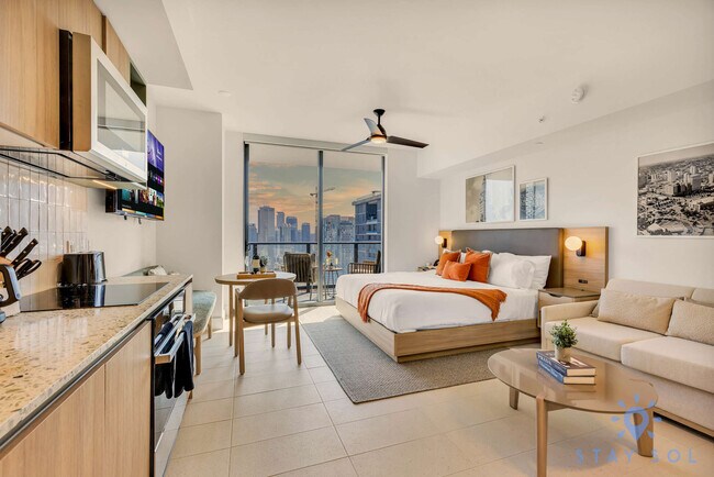 Foto del edificio - 601 NE 1st Ave