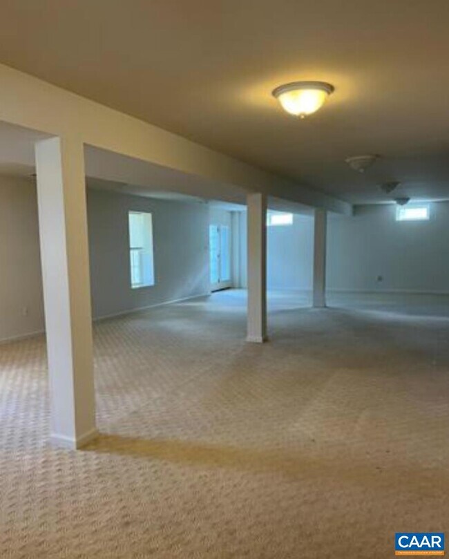 Foto del edificio - 154 Holly Hill Dr