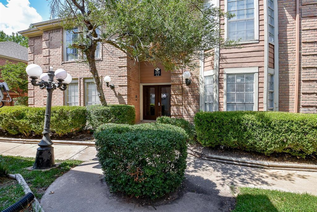 Primary Photo - 12100 Overbrook Ln