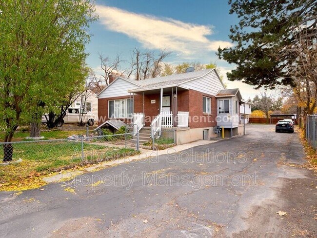 Building Photo - 2412 E 3300 S