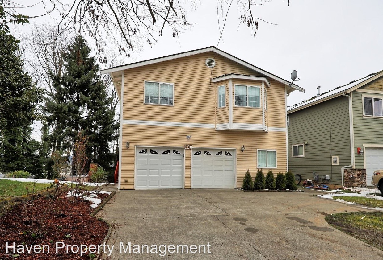 Primary Photo - 5 br, 3 bath House - 120 Hardie Ave SW