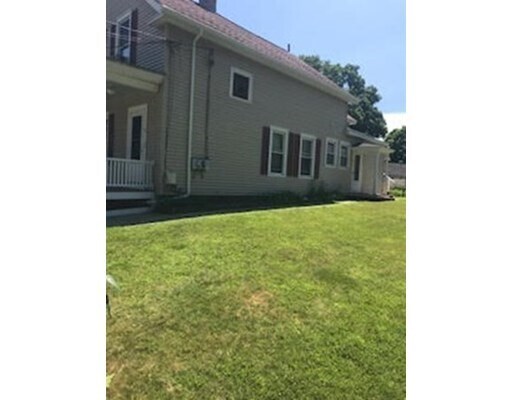 Building Photo - 10 Westboro Rd