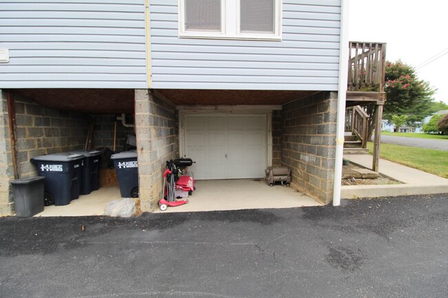 Building Photo - 1131 Shenandoah St