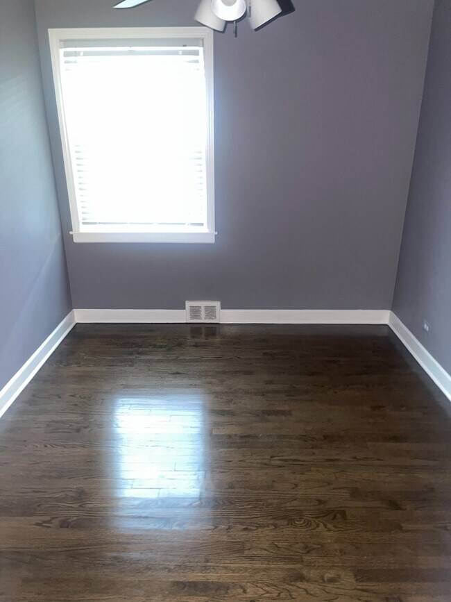 Foto del edificio - 345 Linden Ave