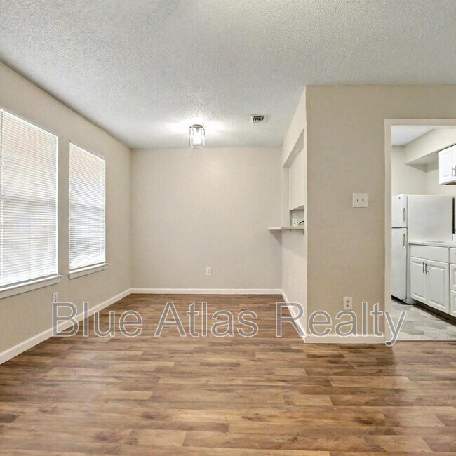 Foto del edificio - 5519 Wellesley Ave