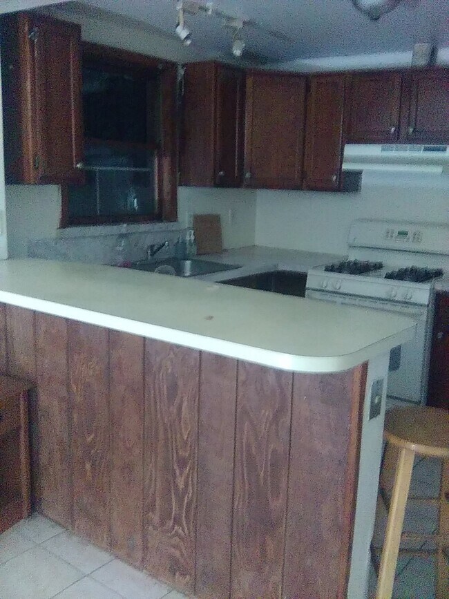 Building Photo - 2 bedroom apartment for rent