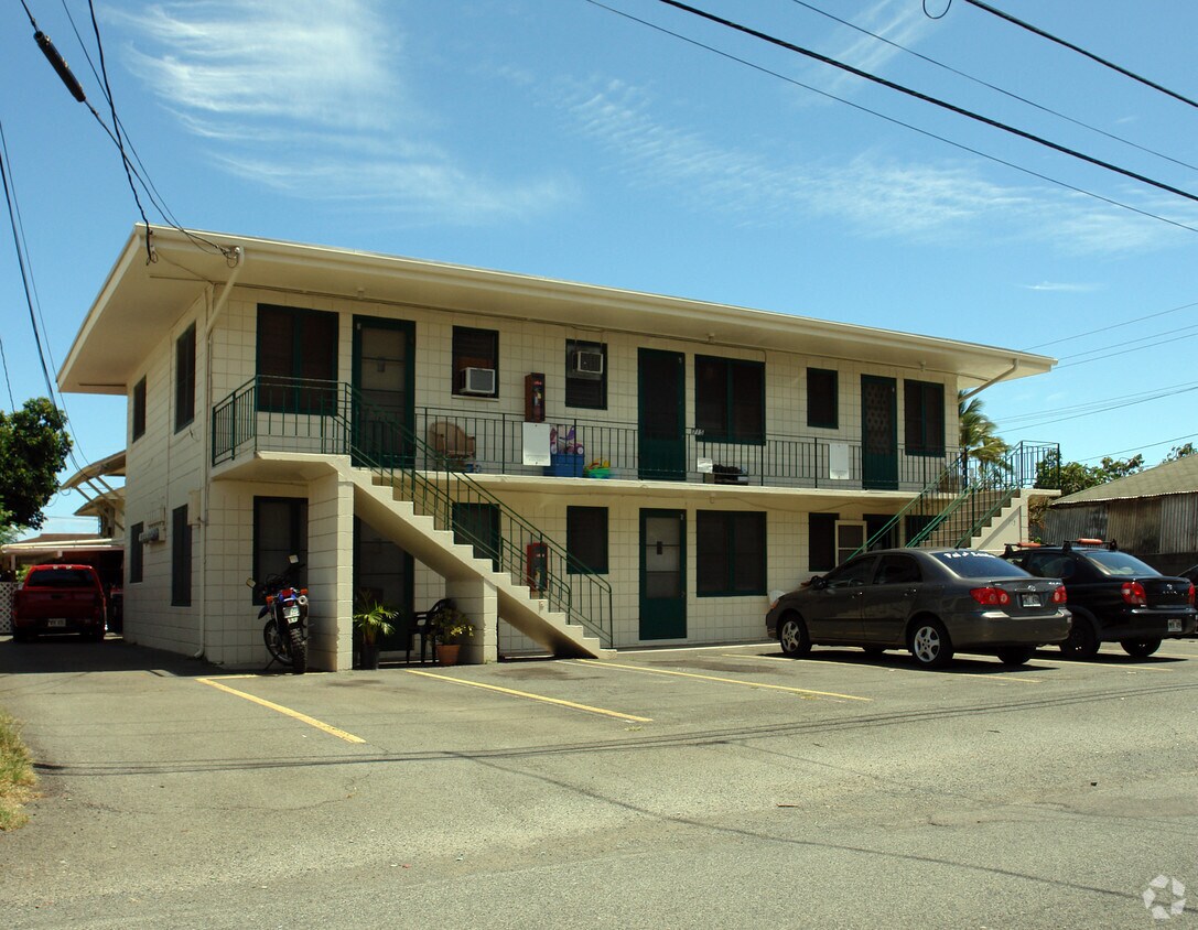 Building Photo - 715 Mahiai Pl