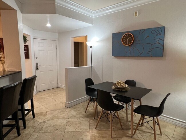 Foto del edificio - Meridian Unique 2/Bd 2/Ba St Tropez Floor ...