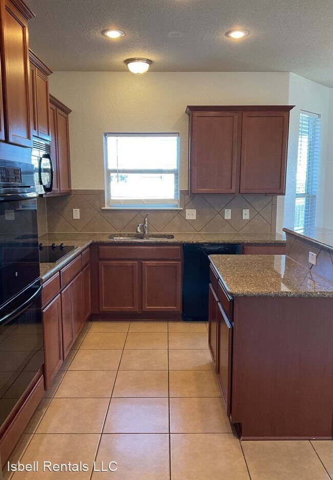 Foto del edificio - 4 br, 2.5 bath House - 6708 George Cove