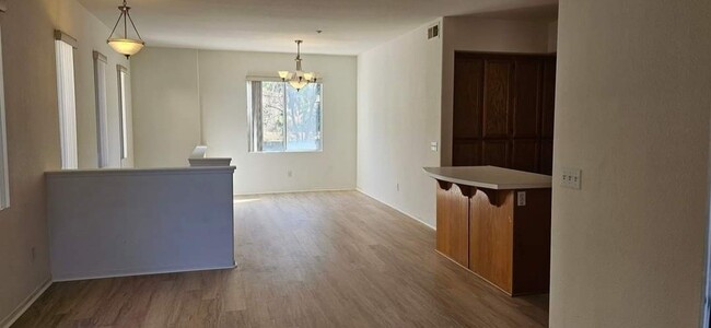 Building Photo - 3223 Dehesa Rd