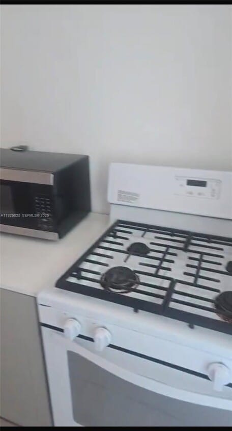 Foto del edificio - 2220 Calais Dr