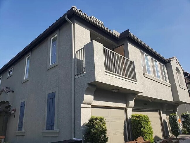 Building Photo - 2103 Cantata Dr