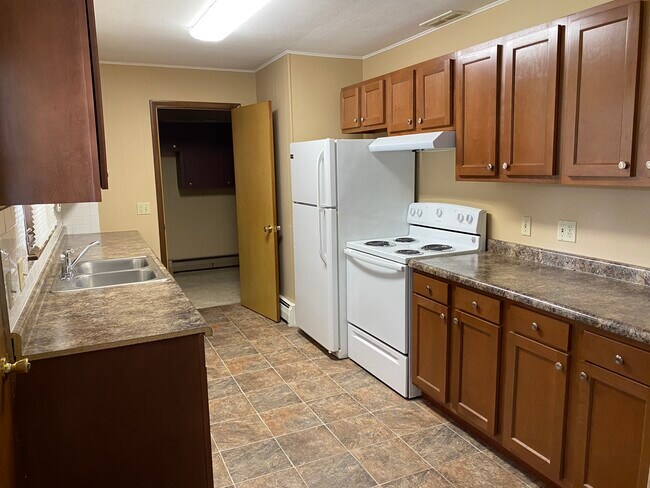 Foto del edificio - 504 E Main St