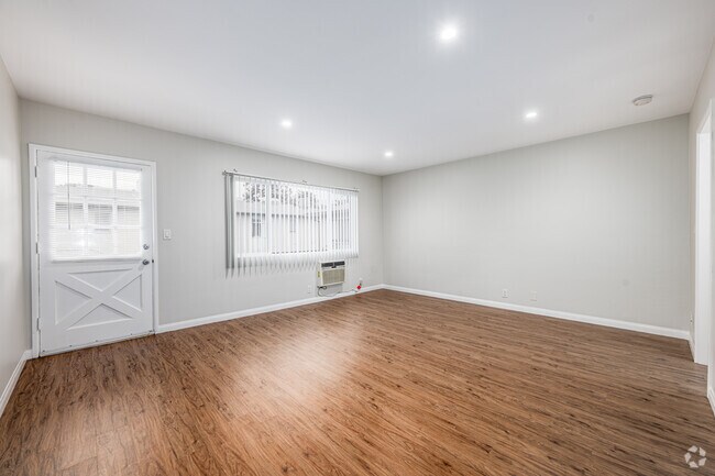 Estudio - 450 pies cuadrados - Sala de estar - 255 S Madison Ave