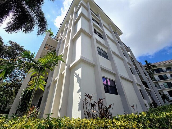 Foto del edificio - 1000 River Reach Dr