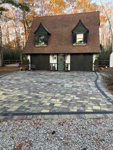 Building Photo - 3951 Evans Estate